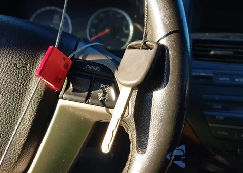 2011 Honda Accord 2.4 Ex-L z USA, uszkodzony, nr VIN 1HGCP2F8XBA153145